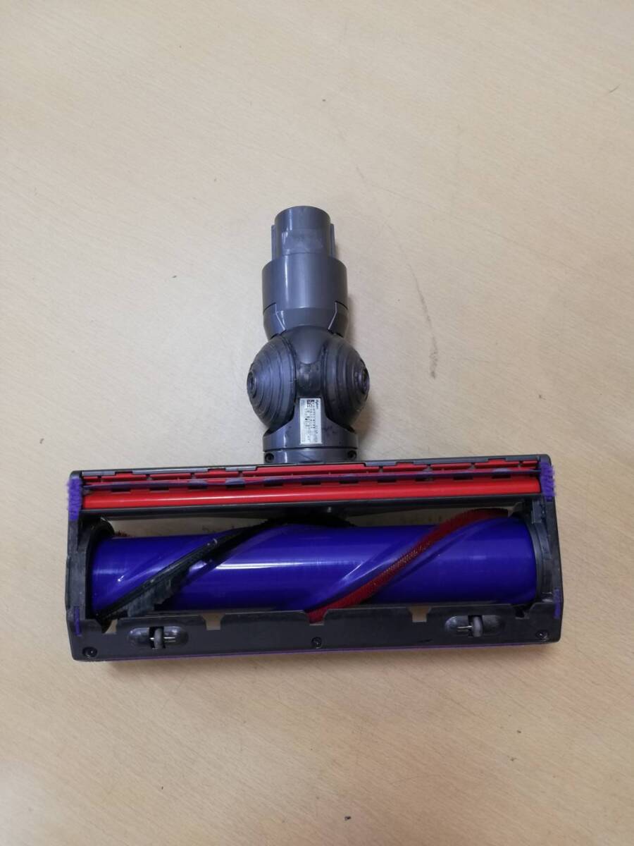 【と57】SV12 dyson ダイソン 掃除機 動作品 コードレスクリーナー _画像8