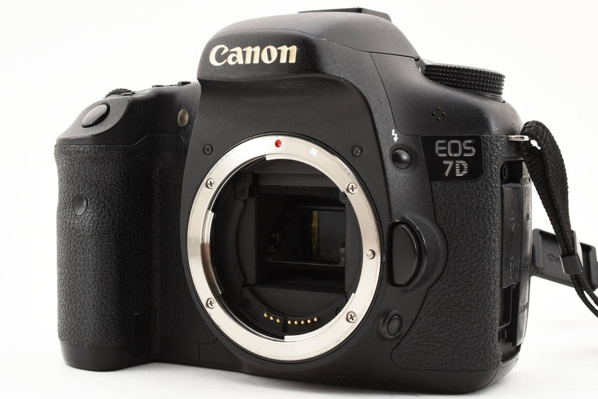 【動作良好品★】ストラップ CFカード付属 Canon EOS 7D ボディ EOS7Dデジタル一眼レフカメラ#M10440の画像3