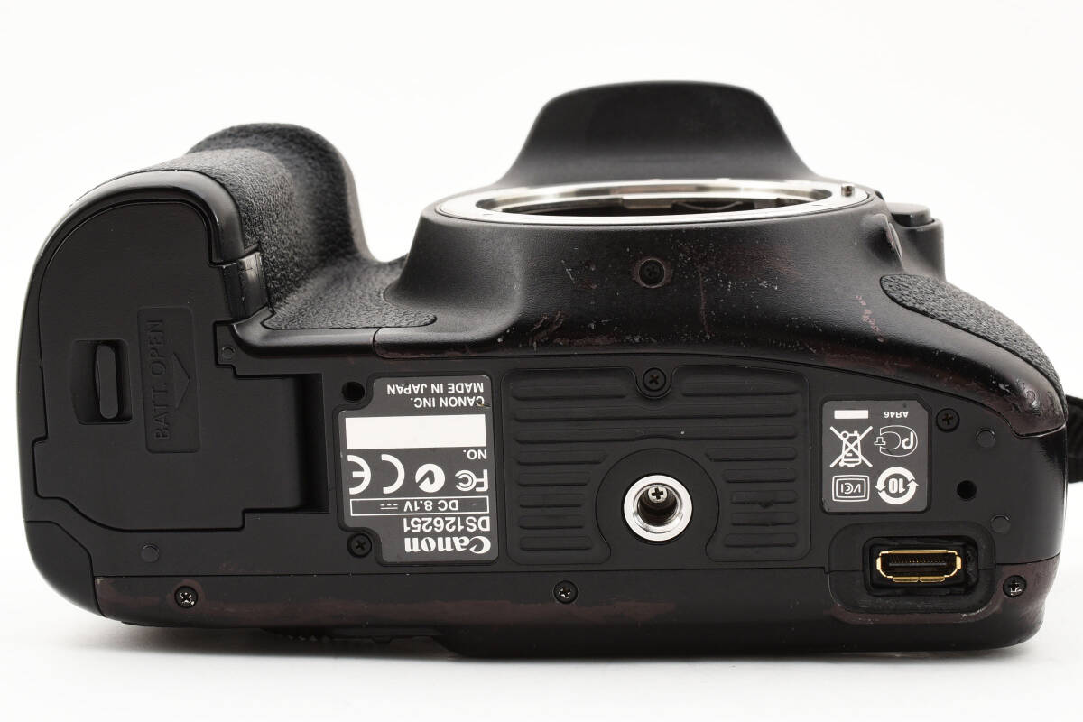 【動作良好品★】ストラップ CFカード付属 Canon EOS 7D ボディ EOS7Dデジタル一眼レフカメラ#M10440の画像9