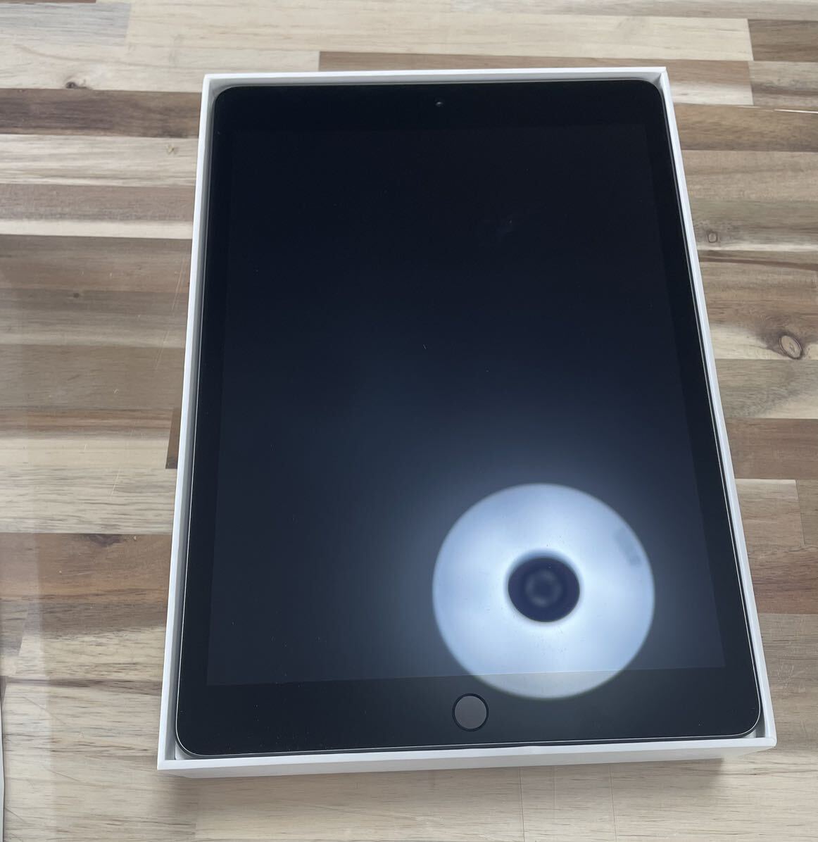 iPad Apple Wi-Fi 7th generation 32GB space gray 7世代 スペースグレイ の画像2