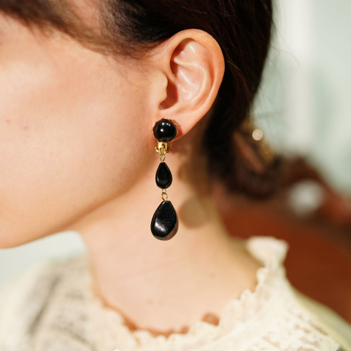 USA VINTAGE COLOR STONE SWING DESIGN EAR CLIPS/アメリカ古着カラーストーンぶらさがりデザインイヤリング_画像7