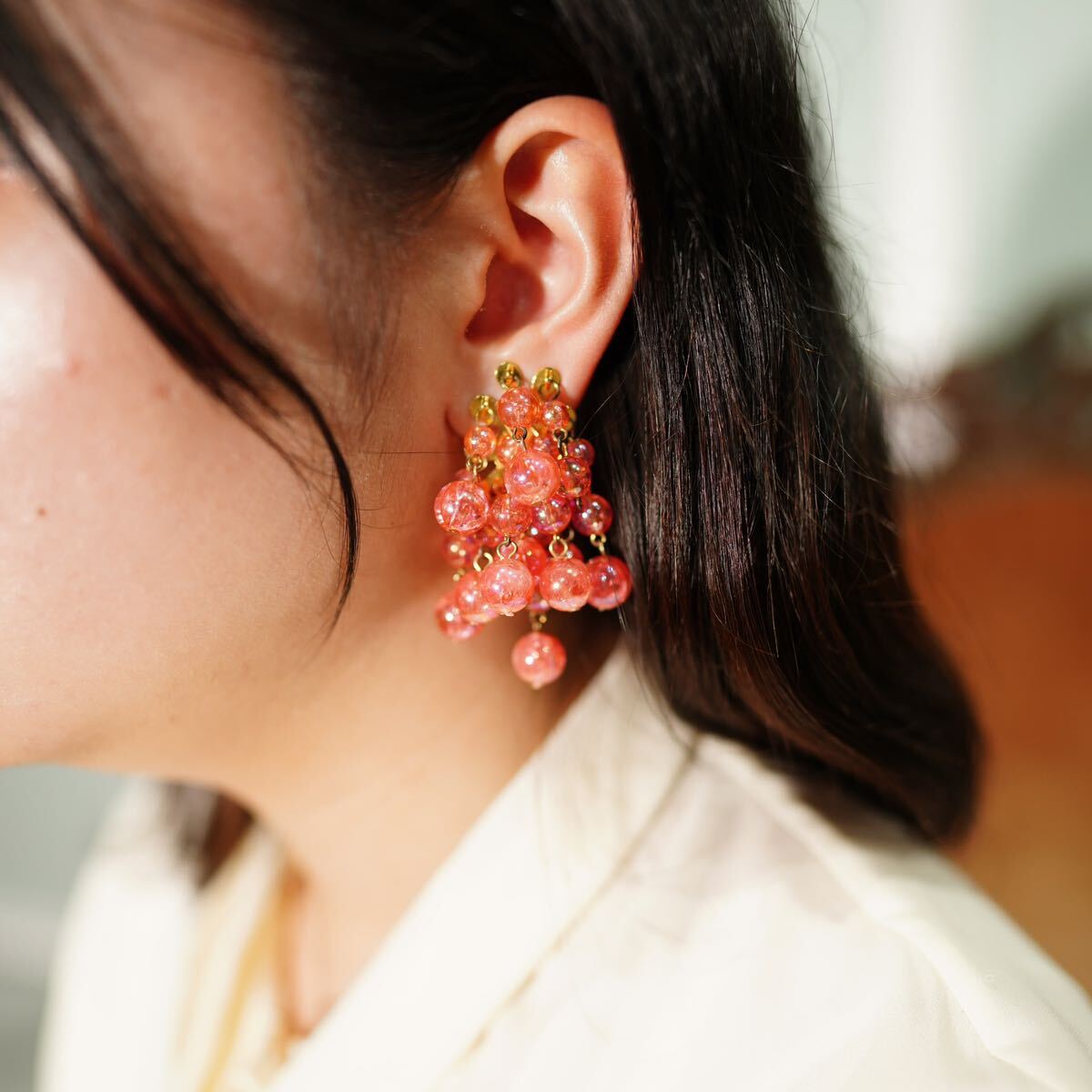 USA VINTAGE COLOR BEADS DESIGN SWING EAR CLIPS/アメリカ古着カラービーズぶらさがりデザインイヤリング_画像7