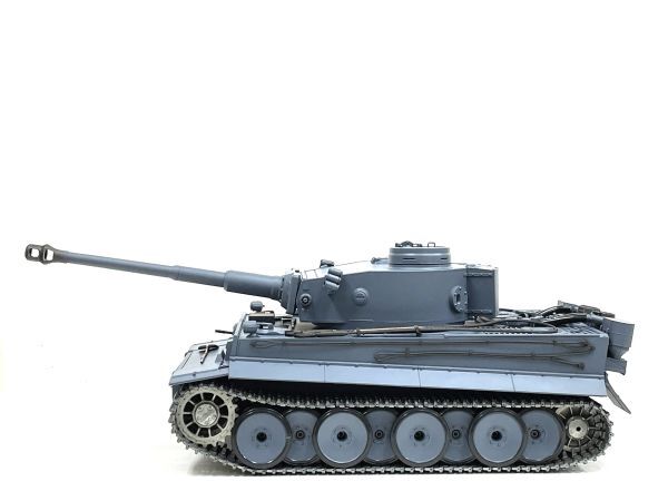 激レア 入手困難！【塗装済み完成品戦車ラジコン】Heng Long 2.4GHz Ver.7.0 1/16 タイガーI型 3818-1 Upgrade メタルキャタピラバージョン_画像3