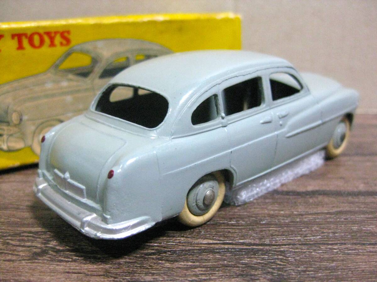 DINKY・ディンキー 24X フォード ヴェデット 54_画像2