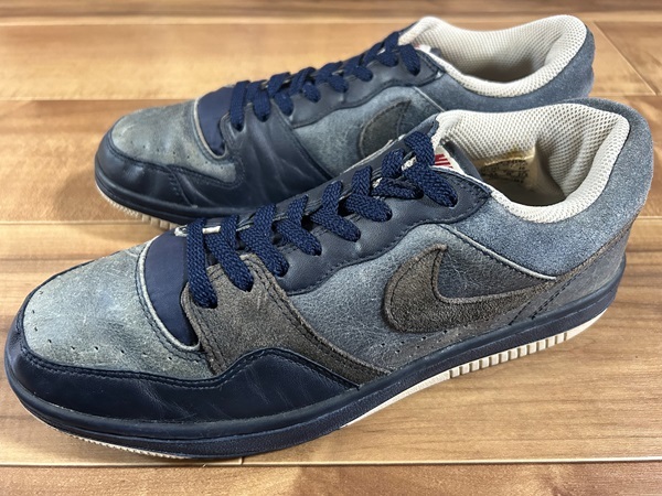 オールド、レア! NIKE ナイキCOURT FORCE LOW コートフォース ロー ネイビー 2008年製 27.5cm US9.5 オリジナル デルタフォース ダンク_「NIKE」往年の名作キックスをリファイン。