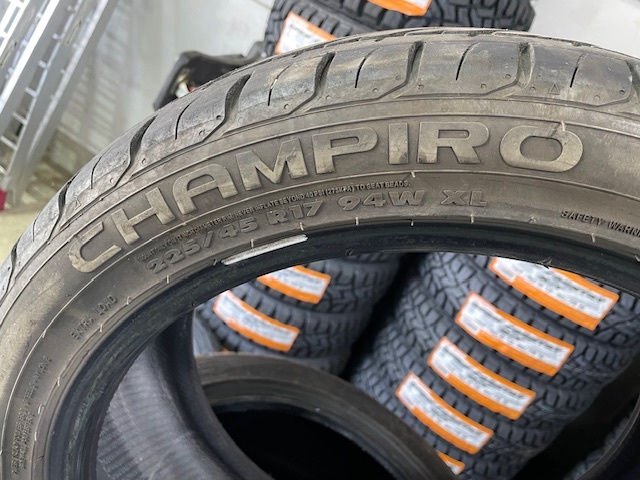 中古夏タイヤ4本セット225/45R17 94W GTラジアルGTXPRO売り切りの画像2