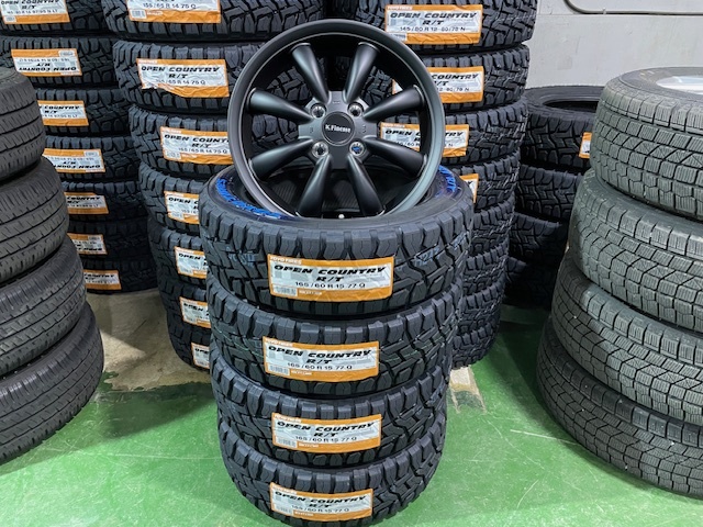 TOYOオープンカントリーRT165/60R15　77Q新品夏タイヤアルミホイール4本セット送料込み即決ケイフィネスCUP4.5-15+45　4/100マッドブラック_画像1