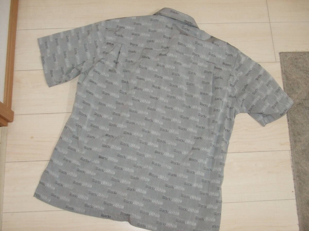 ブラック＆ホワイトBlack＆White 　Lサイズ　日本製　前ボタンシャツ　グレー総柄　左胸ポケット　中古良品_画像9