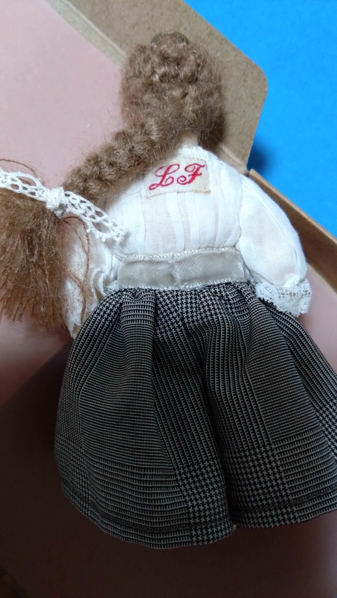 未使用  la fossette  婦人チャーム 手作り人形 バッグチャーム ハンドメイド フォセットさん ぬいぐるみ ラ フォセットの画像5