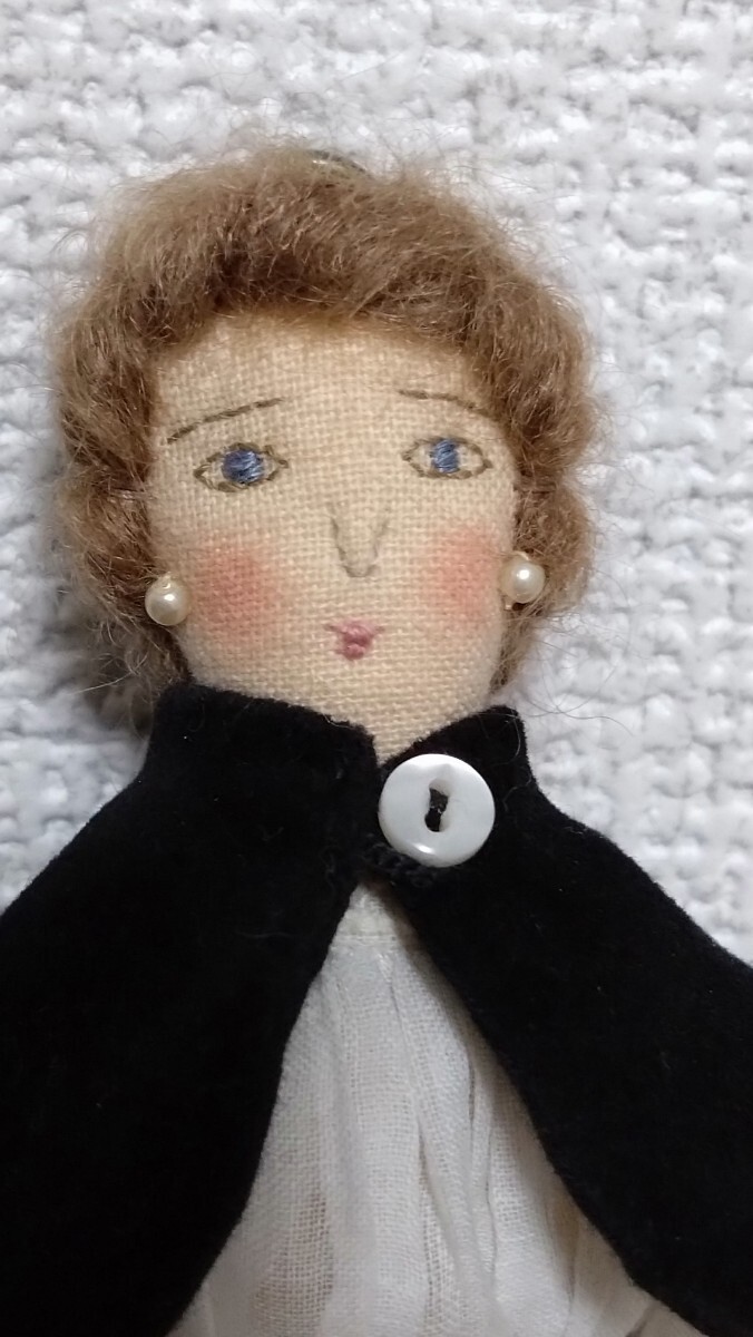 未使用  la fossette  婦人チャーム 手作り人形 バッグチャーム ハンドメイド フォセットさん ぬいぐるみ ラ フォセットの画像3