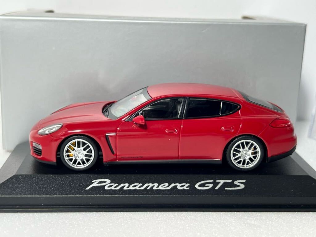 ミニチャンプス 1/43 Porsche Panamera GTS ポルシェ パナメーラ レッド 特注 WAP0204100Eの画像2