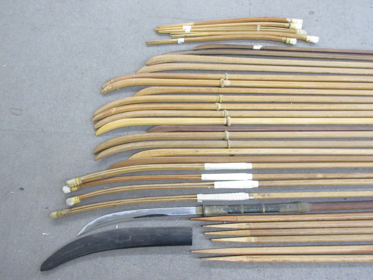 Y078-N35-1681[ самовывоз ограничение ] меч на длинной рукоятке . старый для тренировка для продажа комплектом из дерева красный . бамбук производства иммитация содержит текущее состояние товар ①