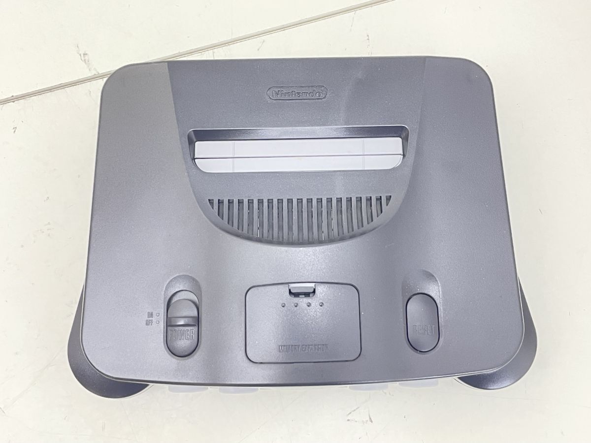 Z014-N35-1739 任天堂 ニンテンドー NINTENDO 64 NUS-S-HA 本体 コントローラー 電源コード 箱 説明書付き 現状品②_画像4