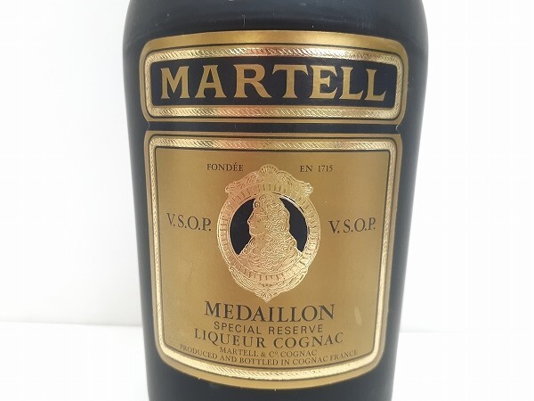 Y245-N39-30 未開栓 MARTELL MEDALLION マーテル メダイヨン メダリオン VSOP コニャック ブランデー 700ml 40％ 現状品③の画像2