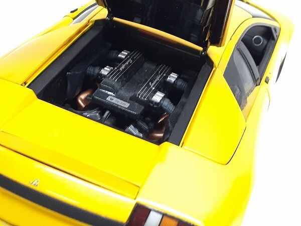 Z215-N37-1076 AUTOart オートアート Lamborghini Murcielago ランボルギーニ ムルシエラゴ 1/18スケール ミニカー モデルカー 現状品③_画像5