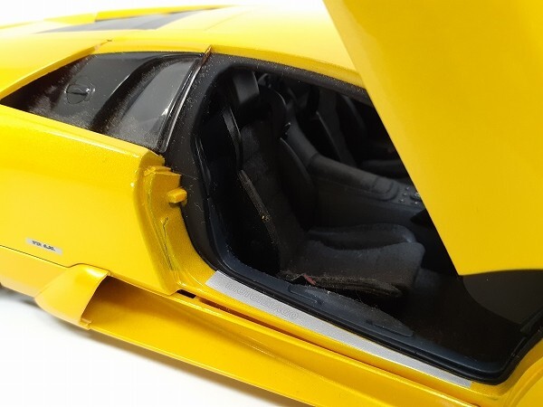 Z215-N37-1076 AUTOart オートアート Lamborghini Murcielago ランボルギーニ ムルシエラゴ 1/18スケール ミニカー モデルカー 現状品③_画像7