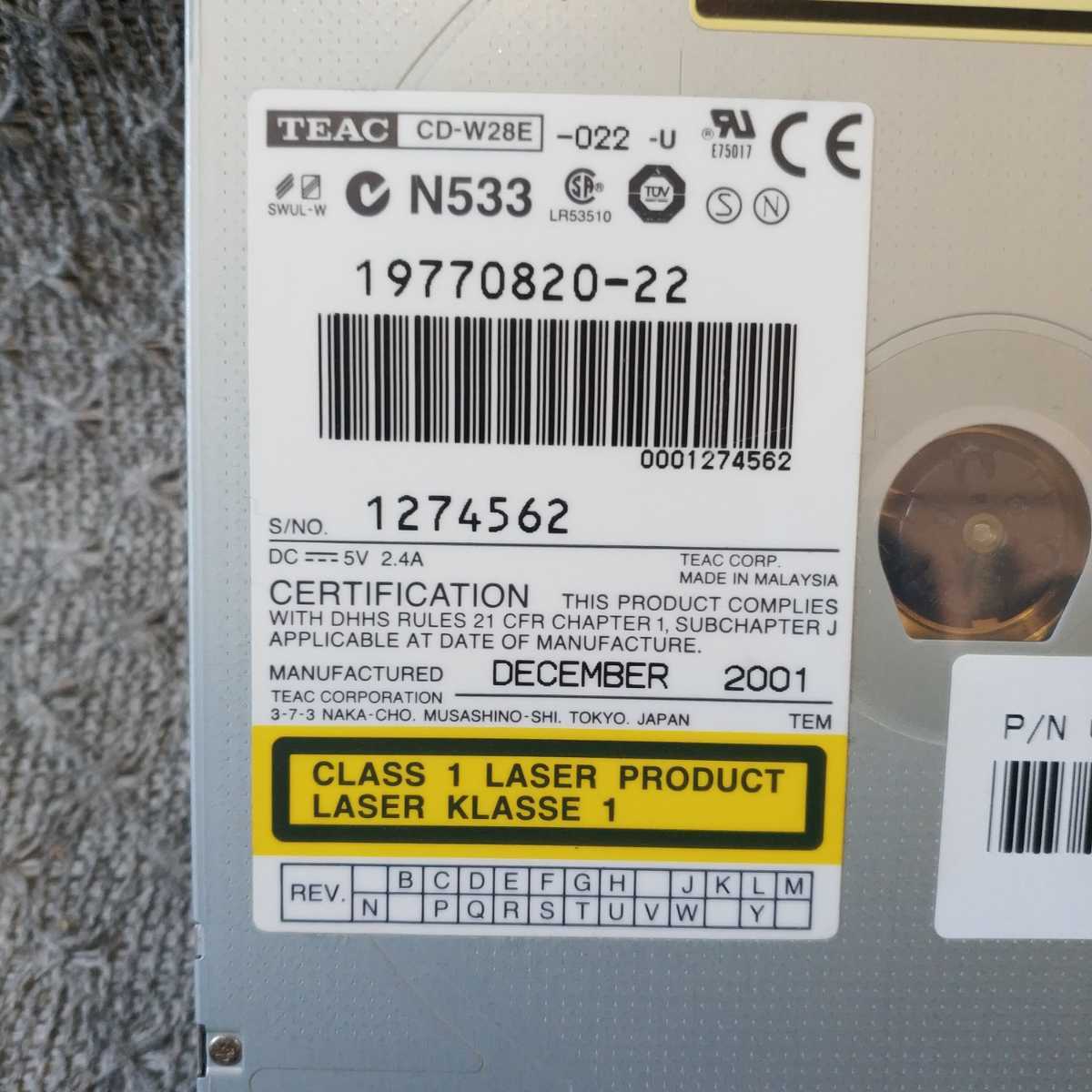 岐阜 即日発 速達可 ★ TEAC スリム型 内蔵 CD-RW ドライブ CD-W28E IDE/ATAPI 接続 12.7mm CP084381-01 ★ 動作確認済 D711_画像3