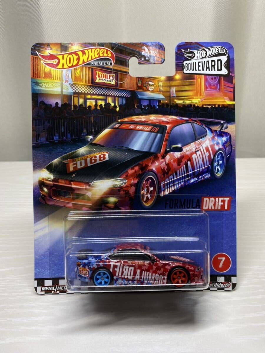 ホットウィール プレミアム BOULEVARD NISSAN SILVIA （S15） / ニッサン シルビア S15 / ブルーバード / FORMULA DRIFT_画像1