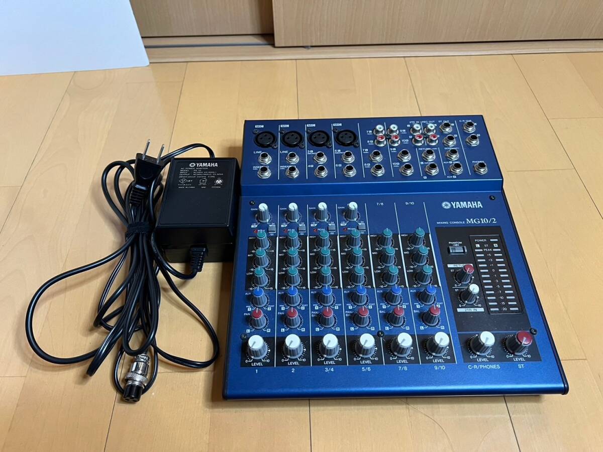 【ジャンク品１円出品】オーディオミキサー YAMAHA MG10/2（電源コード付属）の画像1