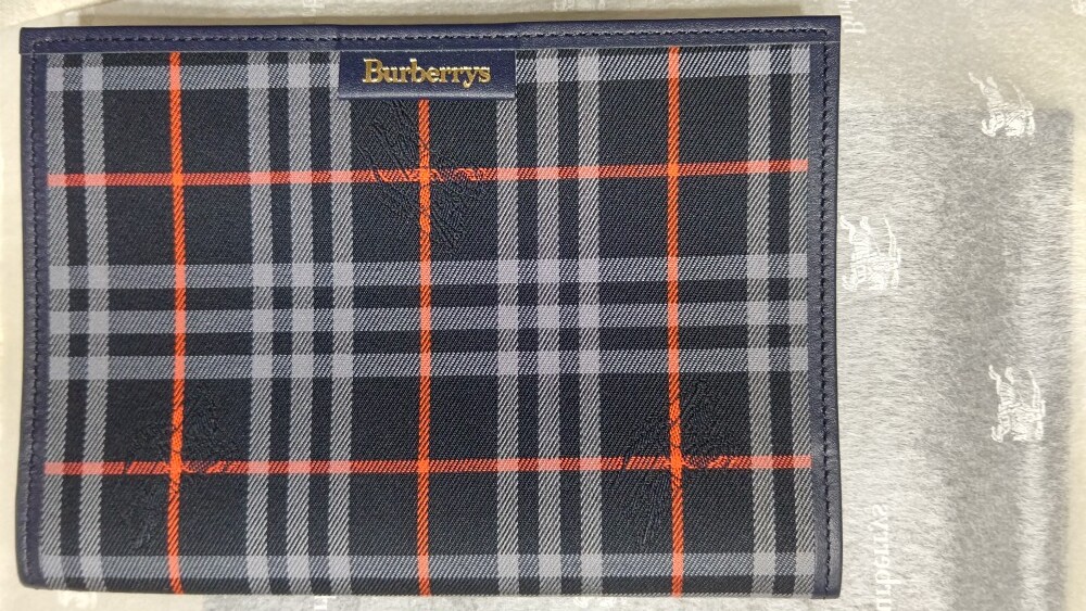  Burberry обложка для книги ( складывать .... состояние 16.2×11.5.) в клетку в коробке 