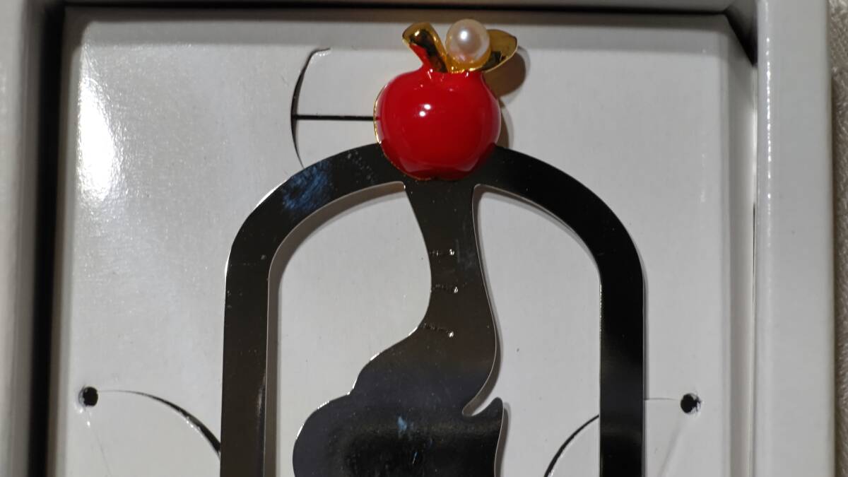 404 ミキモト ブックマーク 象の鼻の先の赤いリンゴにパール ケース入りの画像7