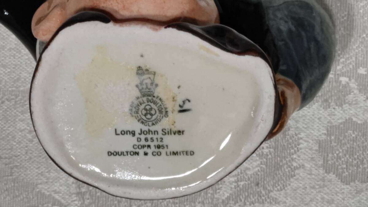  Britain made Royal Doulton character to Be Jug miniature mug jug (6.2.) long * John * silver "Treasure Island". sea .& parrot 