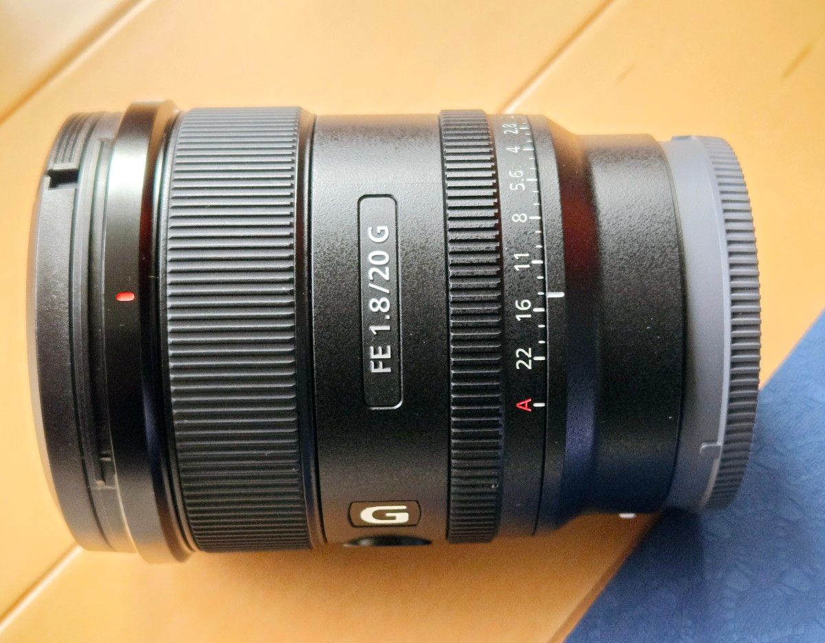 超美品。ソニー SONY FE 20mm F1.8 G SEL20F18G  元箱付  単焦点