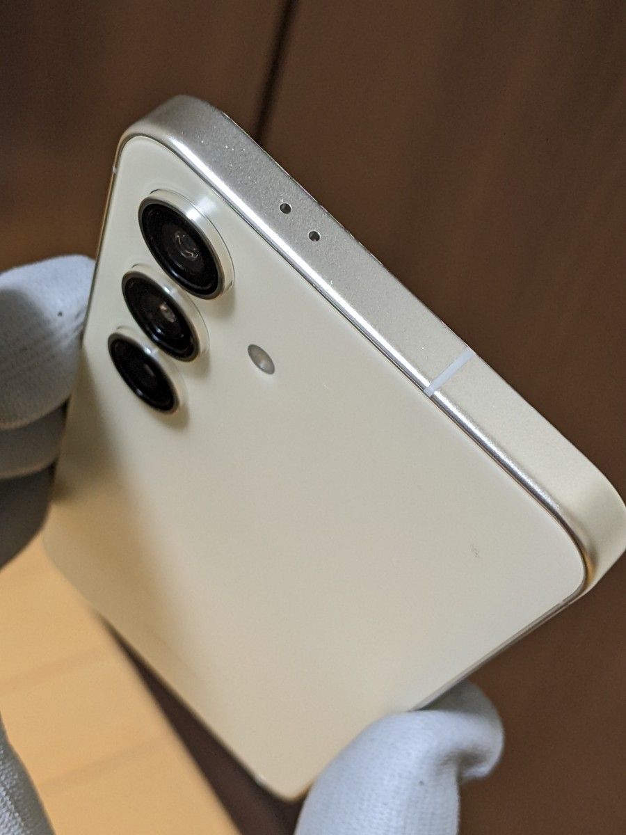 ほぼ新品 サムスン Galaxy S24 256GB SIMフリー [アンバー ほぼ新品 サムスン Galaxy S24 256GB SIMフリー [アンバー