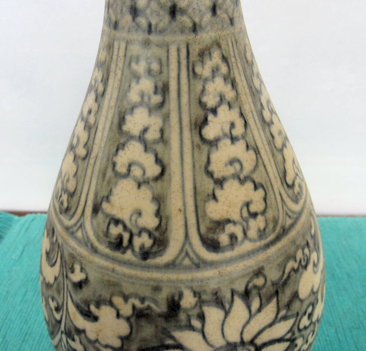 古陶磁器 安南青花牡丹唐草文壺 茶道具 １５世紀～１６世紀の画像6