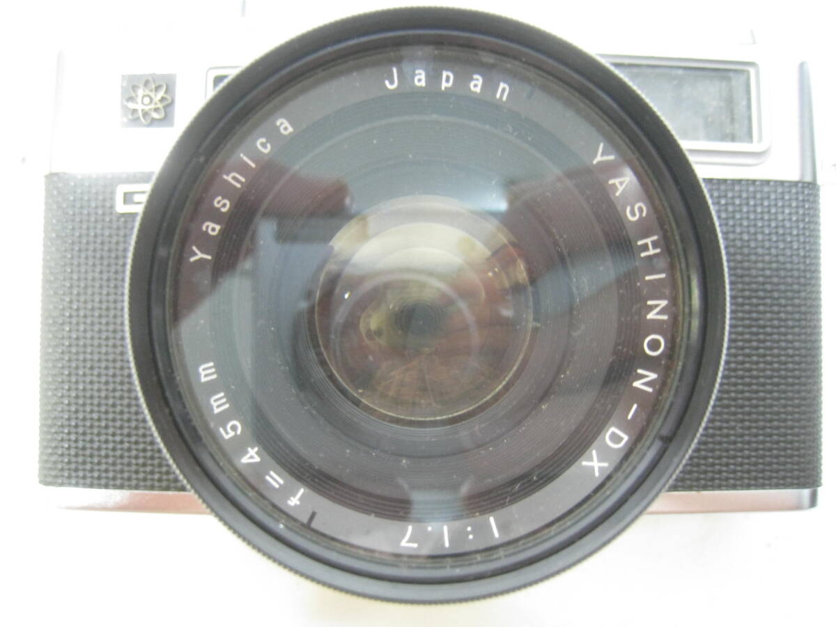 レトロ YASHICA ヤシカ Electro 35 フィルムカメラ 革ケース付 黒 ブラックの画像3