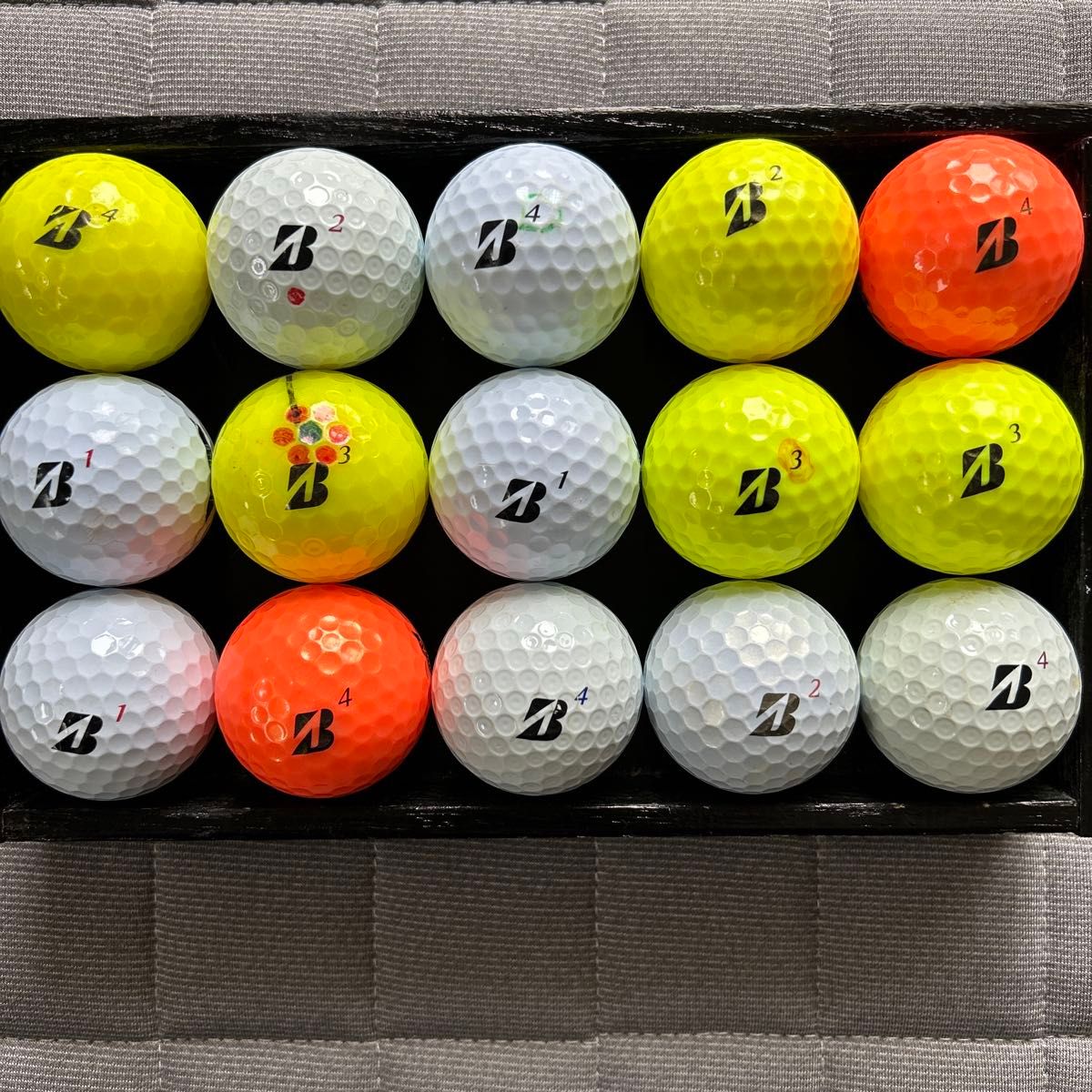 334 ブリジストン  15球　ゴルフボール