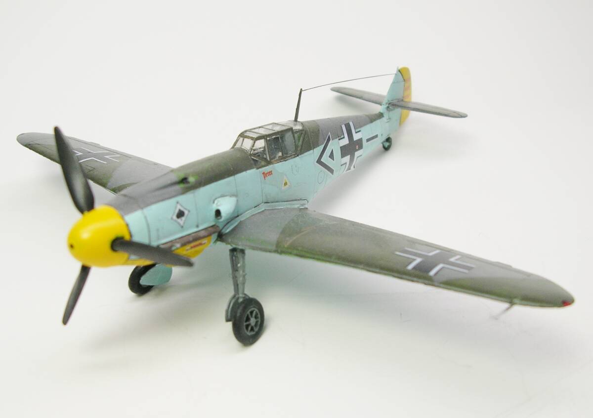  Германия ВВС Messerschmitt Me-109F истребитель 1/72 покрашен конечный продукт 