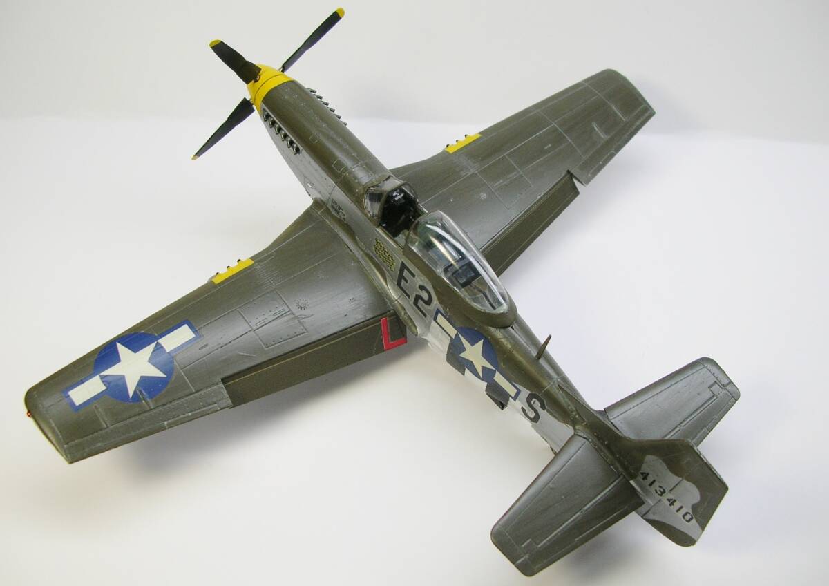  America land army North american P-51D Mustang 1/48 has painted final product 