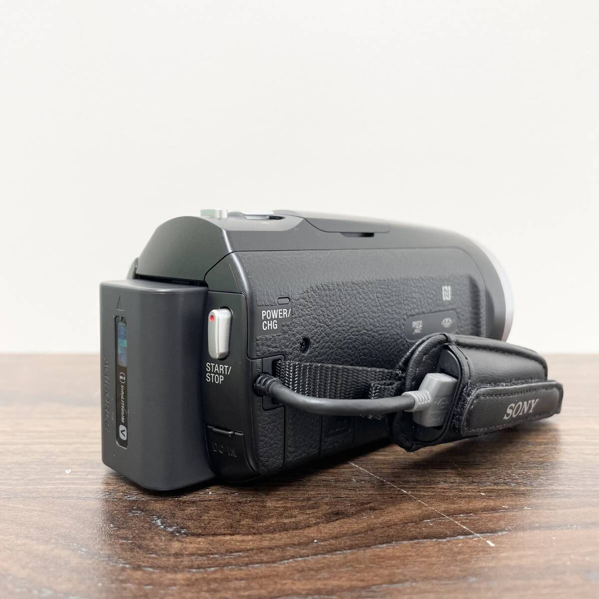 ★SONY Handycam HDR-CX675 ソニー ハンディカム バッテリー付 NP-FV50 空間光学手ブレ補正 ブラック 管5982の画像2