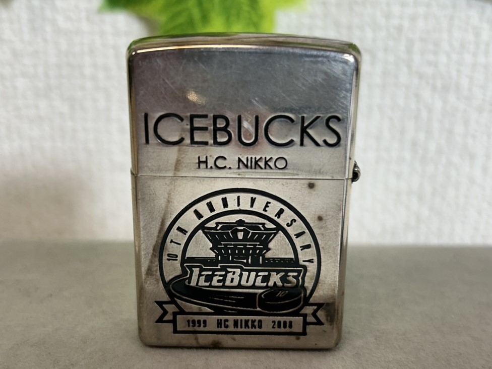 2505-01★zippo ジッポ シルバーオイルライター 喫煙具 10th ANNIVERSARY ICEBUCKS ※着火未確認★_画像2