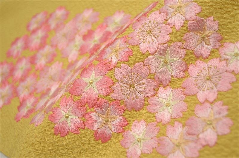 ▲まいど家 X5-05-01 さくら模様 刺繍 ちりめん 洗える半衿 ポリエステル 未使用品_画像1