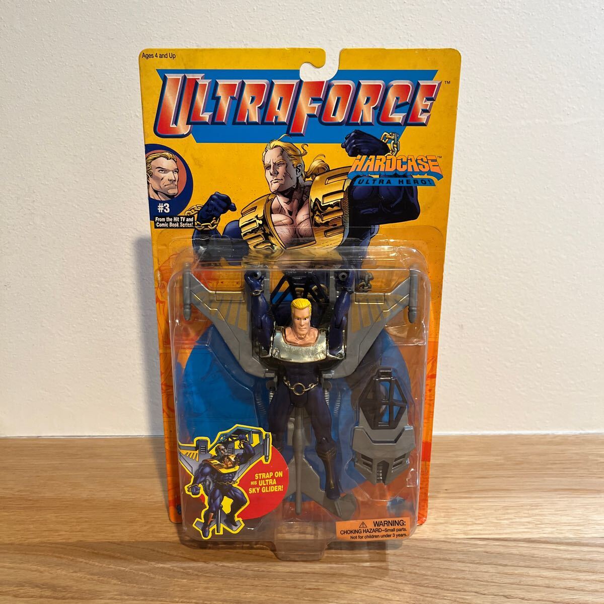 ULTRAFORCE #3 【HARDCASE/ ULTRA HERO】フィギュア ウルトラフォース アメコミ galoob 1995年の画像1