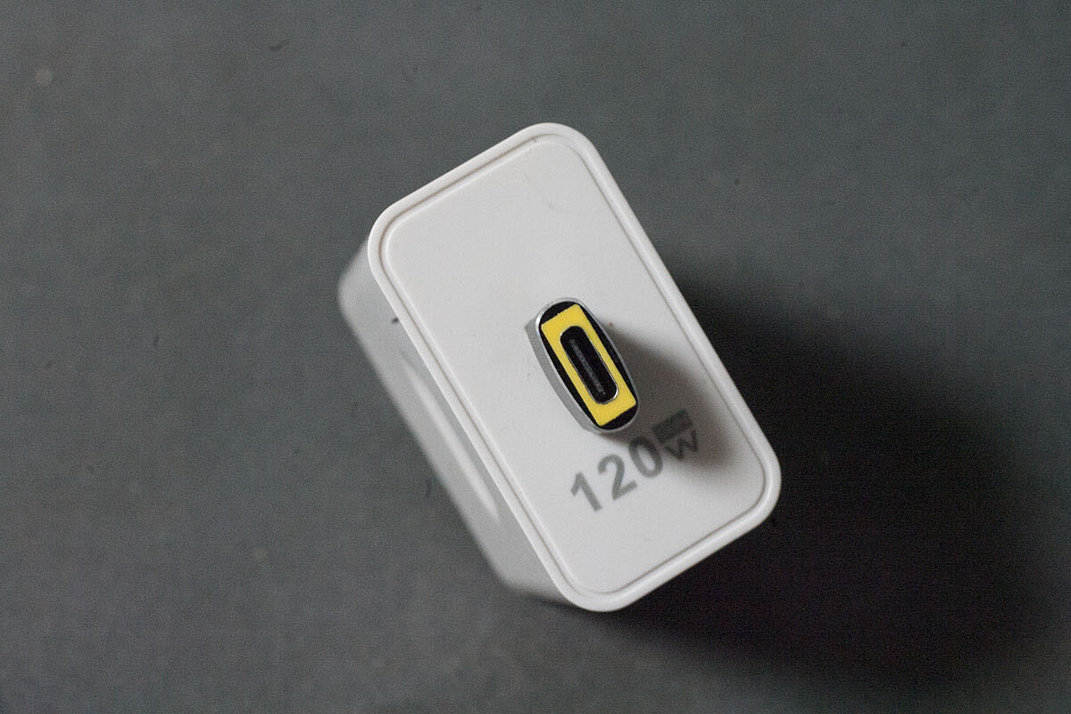 USB/Type-C 急速充電器 120W GaN Quick Charge 5.0 9A 1ポート 未使用 新品 White 送料無料 の画像2