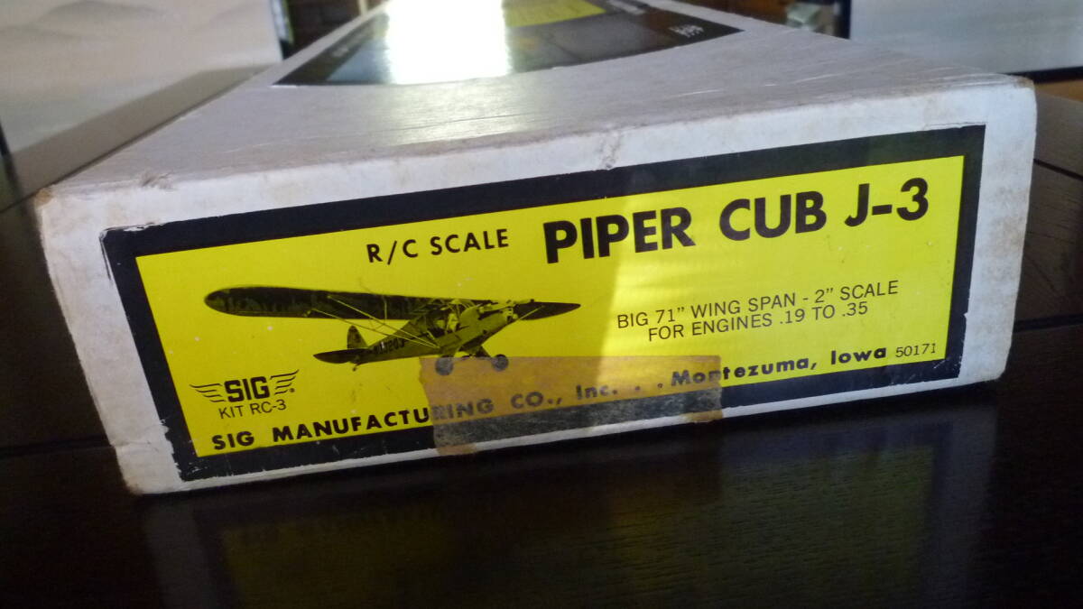 SIG PIPER CUB J-3 バルサ組み立てキット