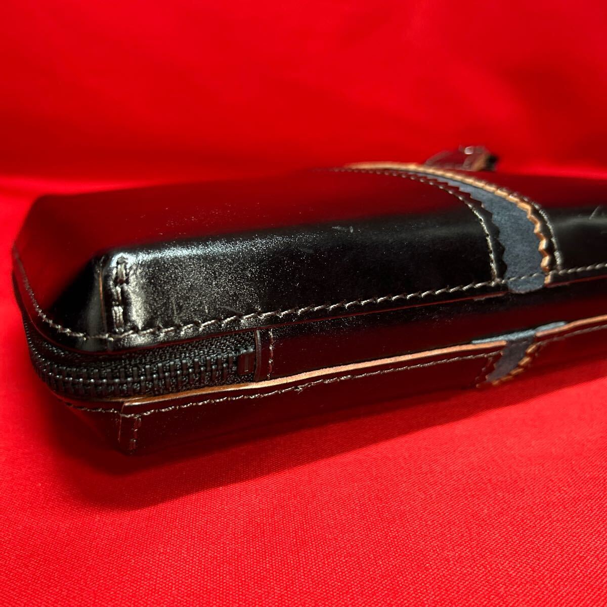 * almost unused *FIVE WOODS.. original leather second bag made in Japan black HAYASHIGO black men's gentleman long wallet stylish (04186 average 