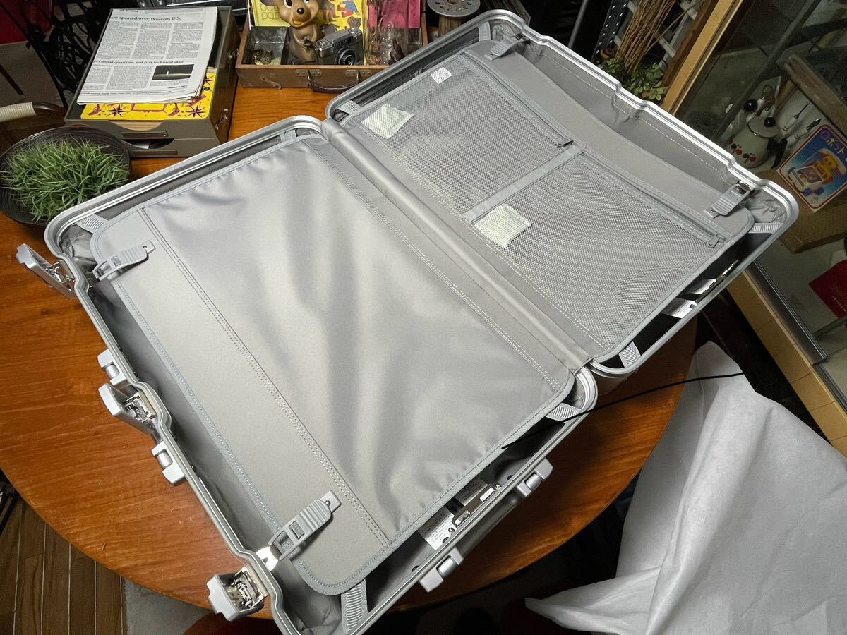 週末限定価格 MUJI ／ 無印良品 アルミ・ハードキャリー スーツケース Mサイズ 60の画像7