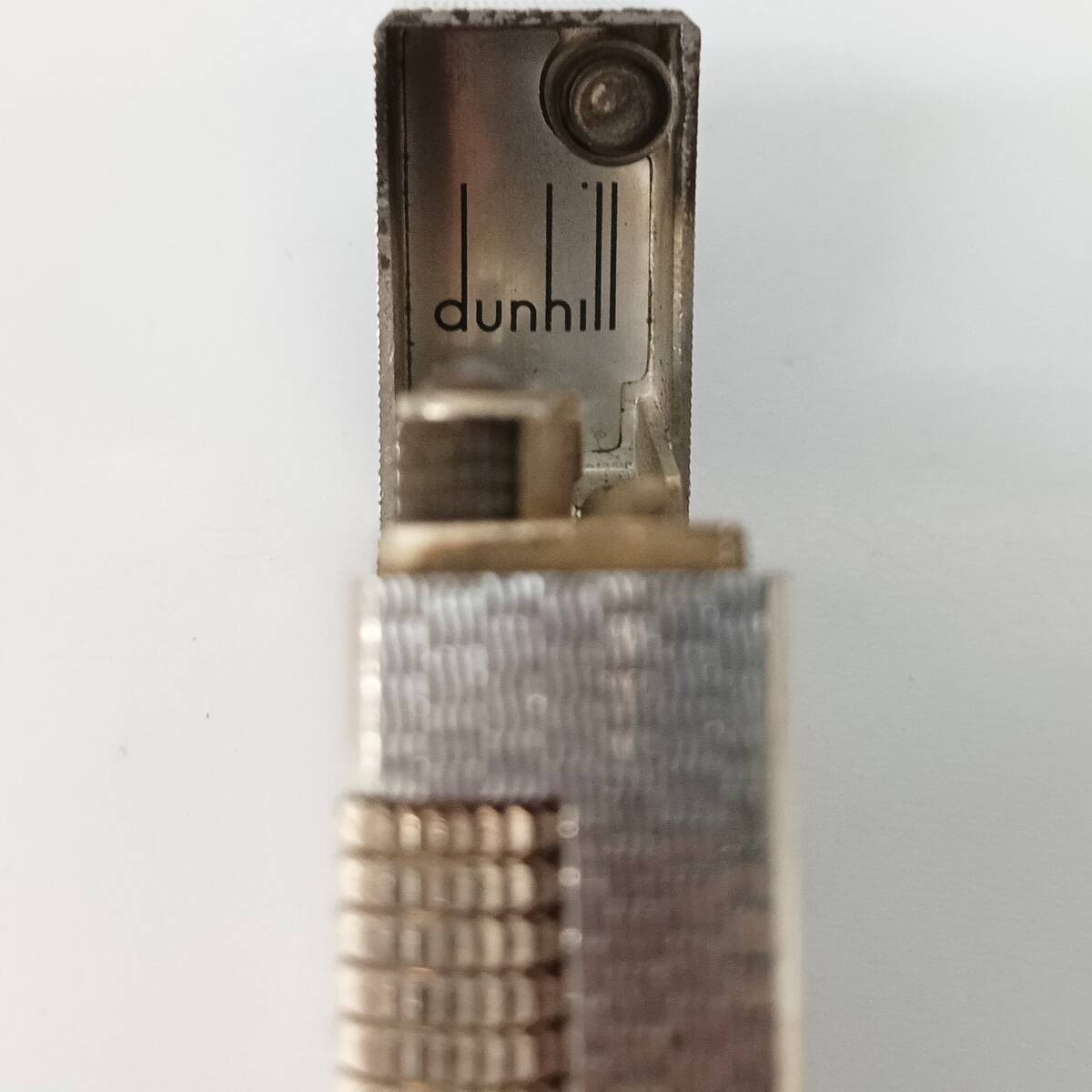 【893】★最終価格★火花〇★Dunhill ダンヒル シルバー カラー ライター 箱付き オイル ガス 喫煙具 スクエア ブランド ヴィンテージの画像8