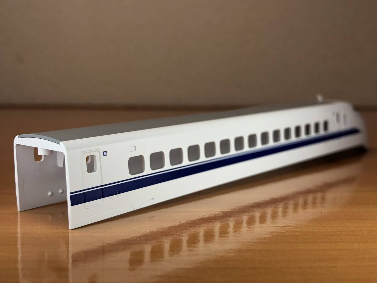 TOMIX（98775）300系「のぞみ」先頭車ボディのみ（16号車）322（新品）セットばらし品_画像2