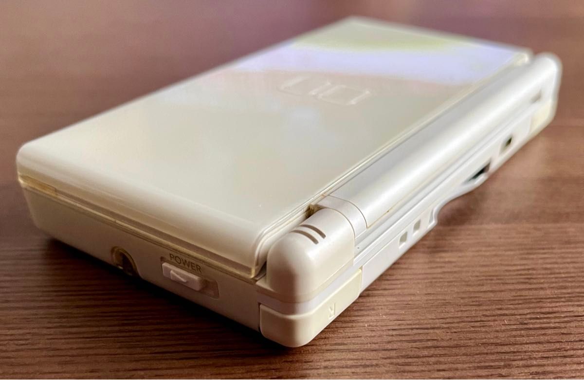 Nintendo DS Lite クリスタルホワイト ニンテンドーDS ライト Nintendo DS Lite クリスタルホワイト ニンテンドーDS ライト