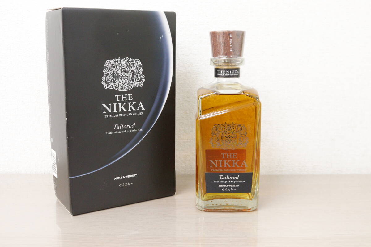【未開栓/福岡県内限定発送】 THE NIKKA ザ・ニッカ Tailored テーラード ウイスキー 700ml 43％ 5J711の画像1