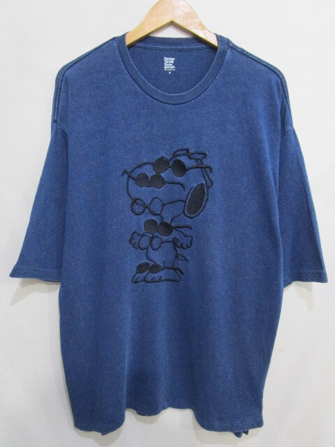 ♪Design Tshirts Store graniph デザインTシャツストアグラニフ スヌーピー刺Tシャツ・SizeM 古着 藍染の画像1