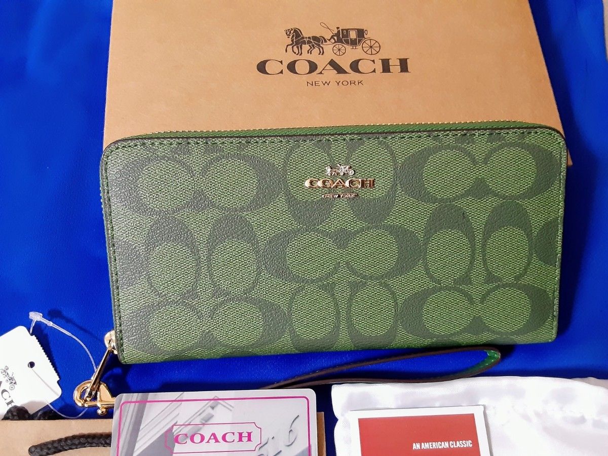 ★★新品未使用★★COACH長財布★★ネオングリーン×シグネチャー★★