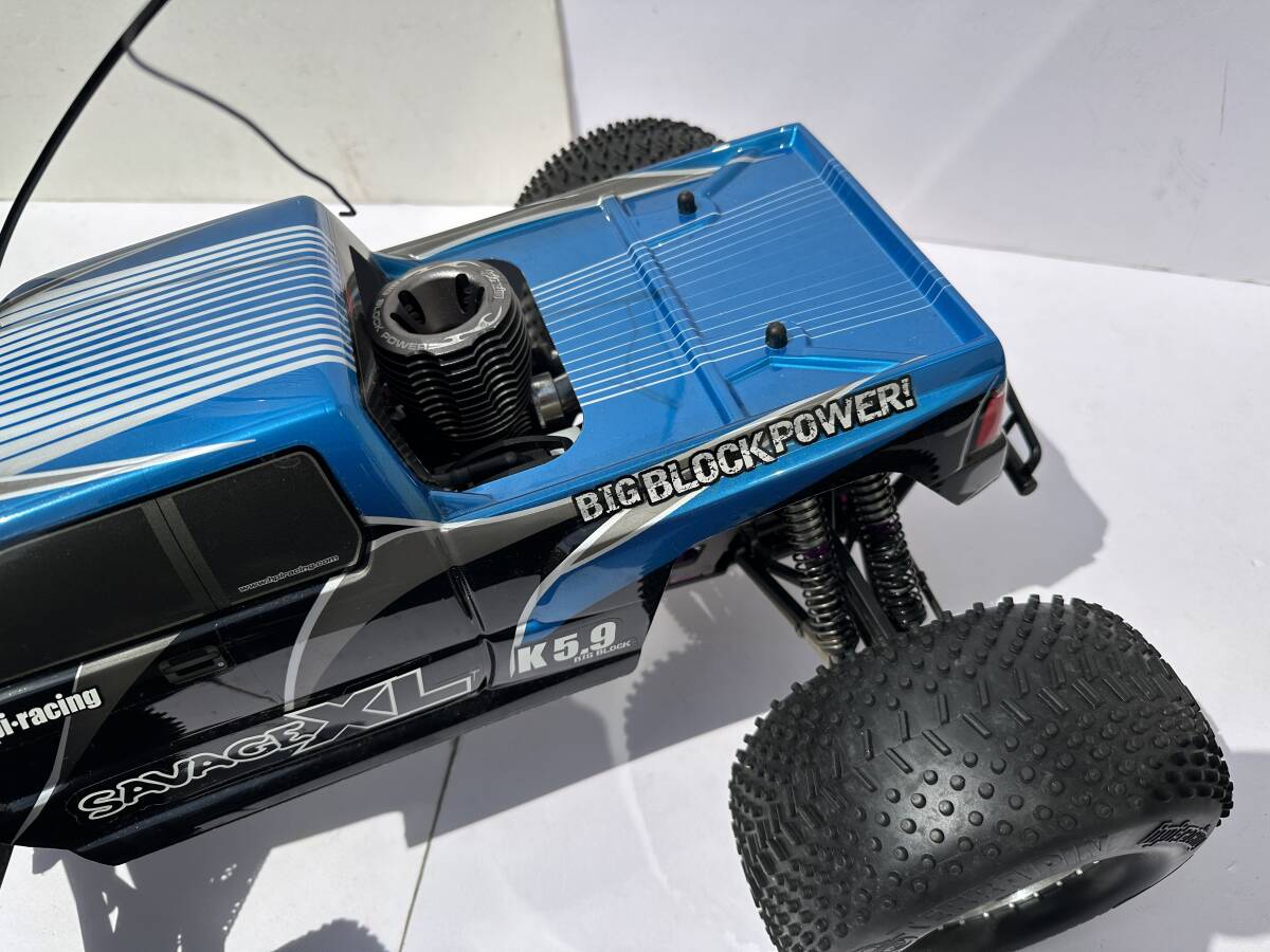 ★コレクター必見！！ HPI racing SAVAGE XL サベージ 5.9㏄ ブルー 大型ラジコンカー コントローラー 動作未確認 取説 収納ケース付 G670の画像5