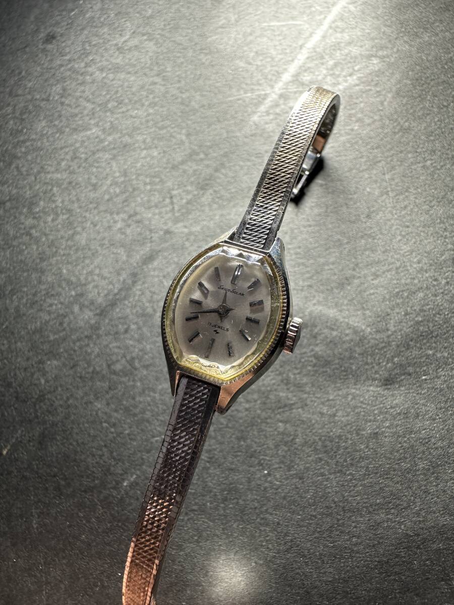 ★コレクター必見！！ Seiko SOLAR 17JEWEL セイコー ソーラー ビンテージ 手巻き レディース 腕時計 シルバー 時計 アクセサリー G631の画像9