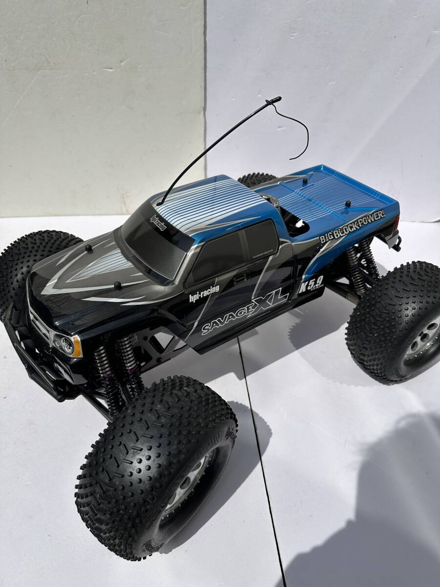 ★コレクター必見！！ HPI racing SAVAGE XL サベージ 5.9㏄ ブルー 大型ラジコンカー コントローラー 動作未確認 取説 収納ケース付 G670の画像3